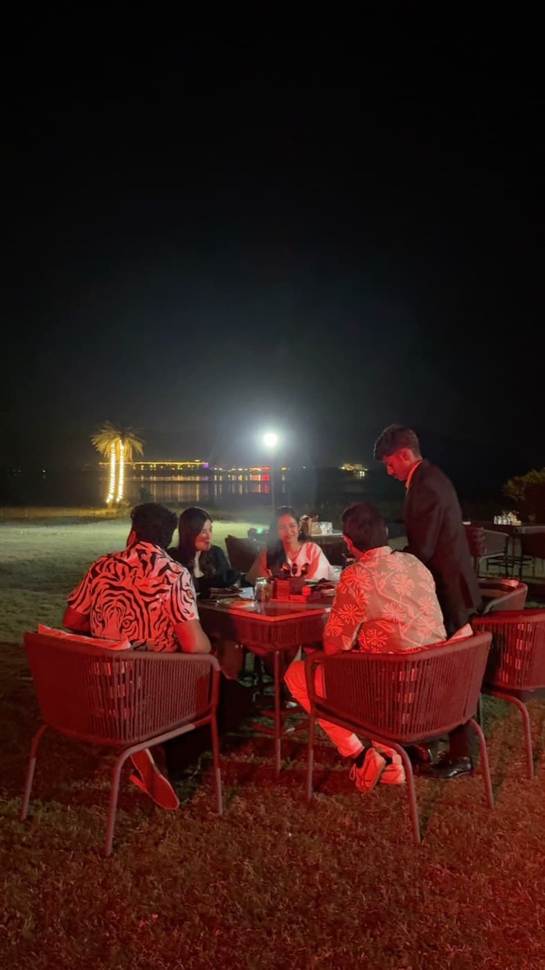 Dinner by the water